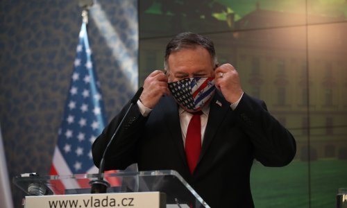 Pompeo upozorava da se ne surađuje s Kinom i Rusijom