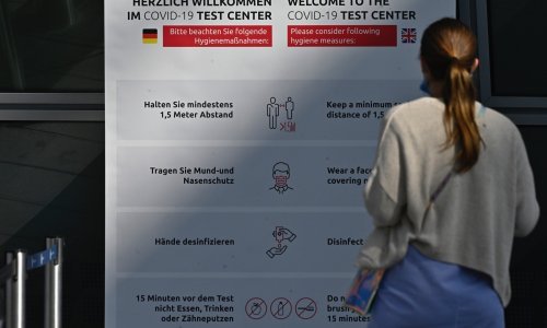 Njemačka ima nova upozorenja oko putovanja; najveći dio zaraze među turistima povratnicima