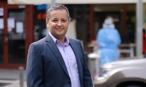 Epidemiolog i član stožera Branko Kolarić: Ako više od 400 ljudi završi na intenzivnoj njezi, to je plafon hrvatskog zdravstva