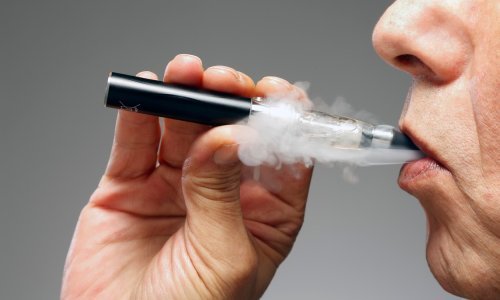 WHO upozorava: E-cigarete su opasne po zdravlje i njihovu upotrebu treba regulirati
