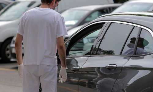 Austrijski turisti se žale: Tri dana već molimo termin za testiranje, ali odgovora nema