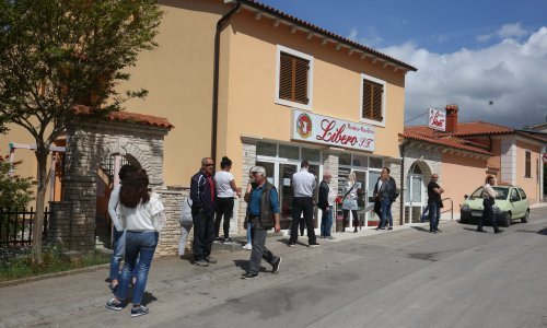 Vlasnik mesince u koju se probila korona: Očito smo nemoćni protiv tog vraga koji leti zrakom. Propalo mi je 600 kilograma mesa