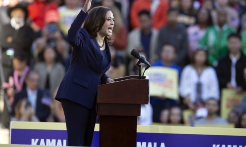 Kamala Harris: Trump nije vjerodostojan u vezi s mogućim cjepivom
