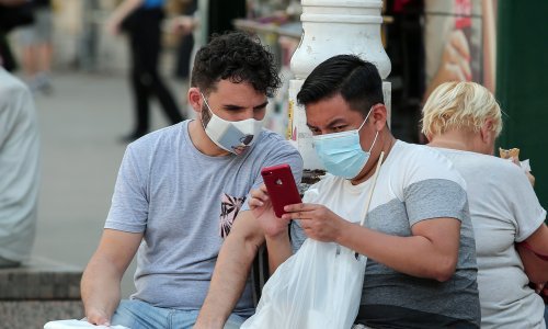 Izraelske maske za koje se tvrdi da same ubijaju virus stigle u Hrvatsku. Cijena oko 40 kuna