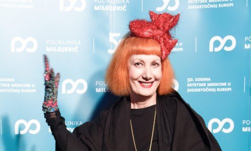 Rapsodija u ružičastom: Josipu Lisac u ovakvom izdanju još nismo vidjeli