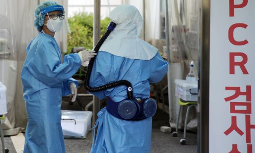 Južna Koreja bilježi najveći broj dnevnih zaraza od ožujka, a prijeti joj širenje koronavirusa nakon političkog skupa kojem su prisustvovale tisuće
