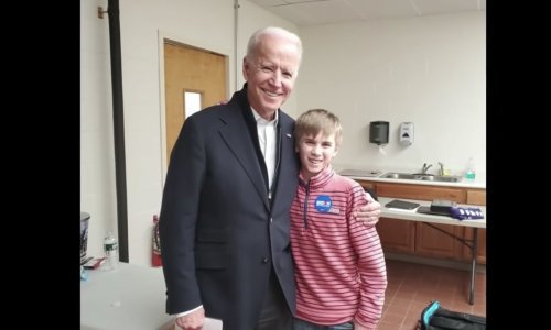 Dvojac koji muca: Dječak i Biden zvijezde zadnje večeri konvencije