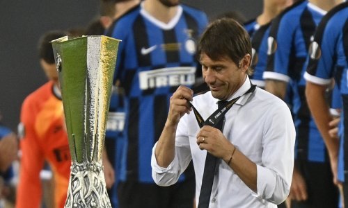 Totalni kaos u Interu nakon poraza u finalu Europske lige; dok gazda uvjerava da je sve u redu, glavna zvijezda odbija medalju, a trener prijeti otkazom