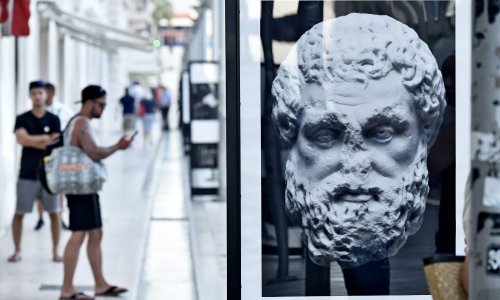 Otvaranjem izložbe fotografija 'Salona' počelo obilježavanje 200. godišnjice splitskog Arheološkog muzeja