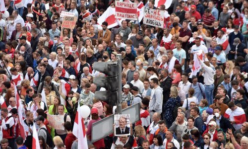 Maskirani tajni agenti privodili studente prosvjednike u Minsku