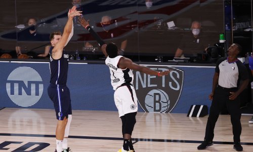 NBA se klanja čudesnom Slovencu; Luka Dončić zabio u zadnjoj sekundi produžetka tricu za pobjedu, ali i postavio dva rekorda