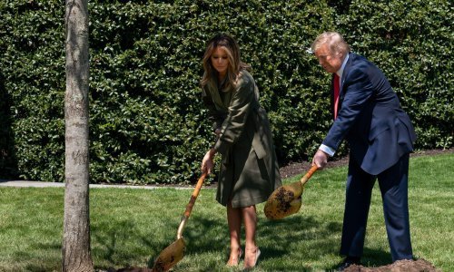 Melania Trump na udaru javnosti nakon što je pokazala kako je preuredila vrt Bijele kuće: 'Uništila si trud Jackie Kennedy'