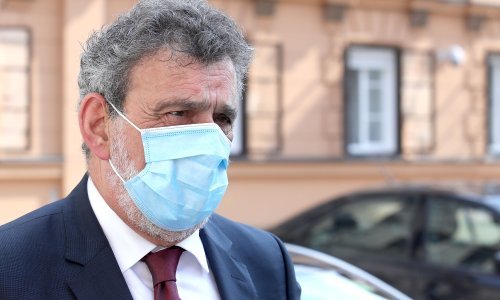 Fuchs: Nastava u svim županijama počinje 7. rujna, a u kojem obliku, ovisit će o epidemiološkoj situaciji i mogućnostima škole