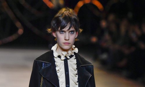 Bluze i veste s ovim detaljem postat će vaš omiljeni izbor u narednim mjesecima