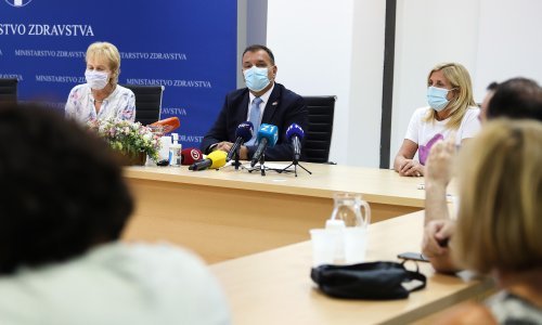 Beroš: Imamo sve manji broj liječnika obiteljske medicine jer oni odlaze u mirovinu; problem je financiranje specijalizacija