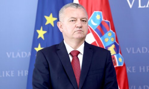 Horvat: Vlada spremna prihvatiti 42 amandmana i šest djelomično