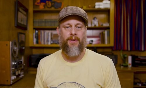 Ovaj Amerikanac postao je slavan zahvaljujući tome što može govoriti unatrag