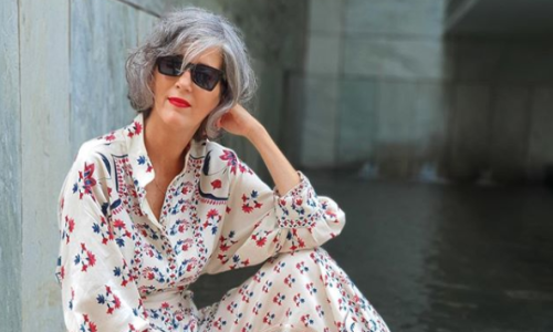 Nemate ideja što biste odjenuli za prijelazno razdoblje? Stajlinzi ovih dama iznad 50 pravo su nadahnuće