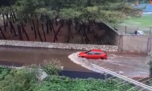 [VIDEO] Poplava i tuča u Šibeniku, podzemna garaža u Poljani pod vodom