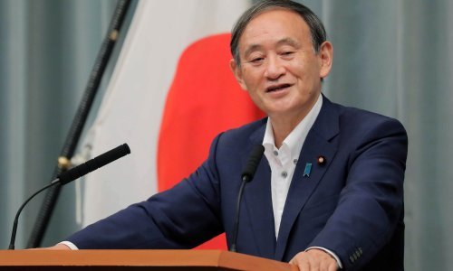 Najbliži suradnik Suga; favorit za Abeova nasljednika