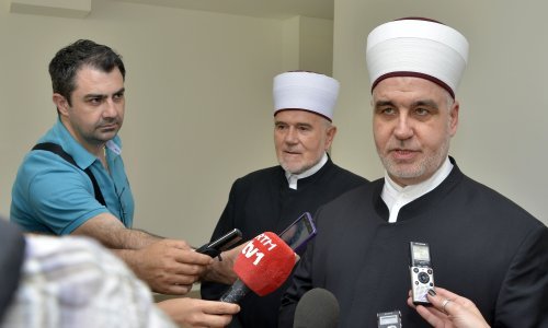 Poglavar Islamske zajednice u BiH: Prijetnje Bošnjacima u Crnoj Gori podsjećaju na devedesete