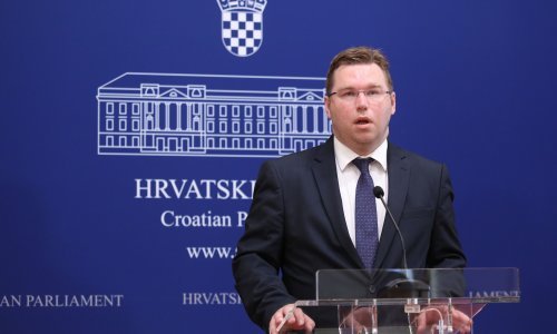 Pavić o 'crkvenom fondu': To je jedan od rijetkih natječaja na koji se mogu javiti župe, a stvorena je slika da se zbog toga nisu mogle graditi škole