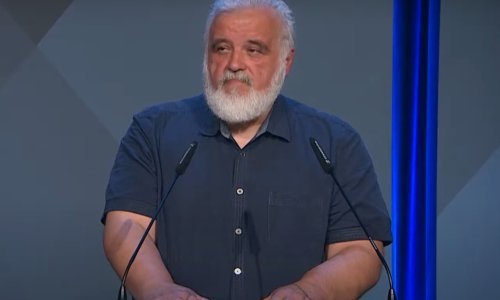 Glavni slovenski epidemiolog parafrazirao Kennedyja, požalio se da je loše spavao, a sve zbog trenda rasta zaraze: Nema više rukovanja ili grljenja, s tim je u novoj realnosti gotovo!