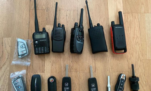 Dolijalo osam pripadnika zločinačkog udruženja; ilegalno su do Slovenije kroz Hrvatsku provezli više od 100 migranata