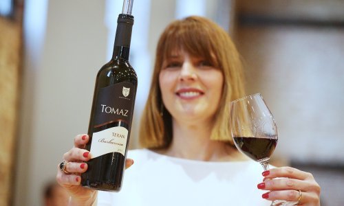 Je li konačno kraj trakavice? Slovenija izgubila tužbu protiv Hrvatske zbog vina teran