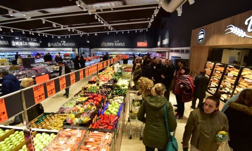 Potvrđeno iz Vlade: Pripremamo zakon o radu nedjeljom, ovaj tjedan sastanak sa sindikatima