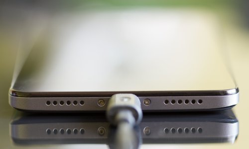 Znate li što najviše troši bateriju vašeg smartfona? Imamo odgovore