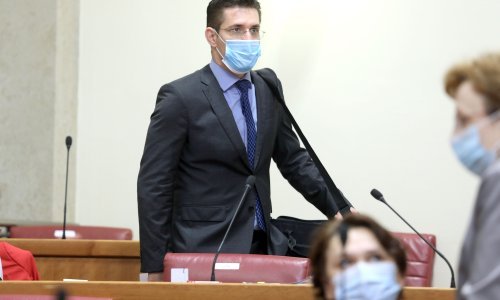 Troskot: Frizerima smanjiti PDV na 13 posto