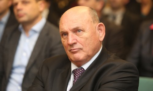 Vuković i Žabčić objavili ponudu za preuzimanje Karlovačke banke