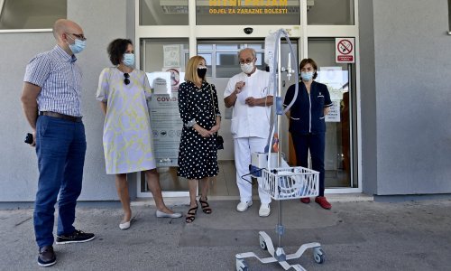 Odvjetnici KBC-u Split donirali uređaj za ventilaciju bolesnika