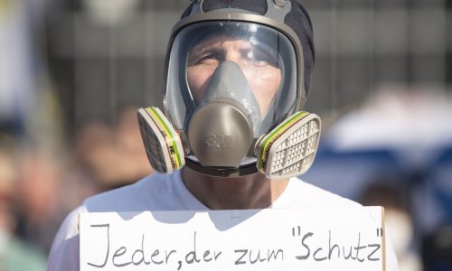 Muenchen uvodi obvezu nošenja maski na javnim prostorima; gradonačelnik: Zaraze izbijaju u najrazličitijim grupama