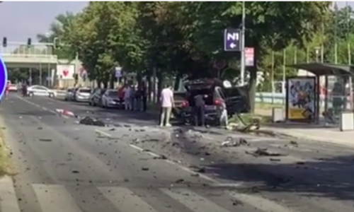 U Beogradu usred dana eksplodirao auto pod koji je bio postavljen eksploziv