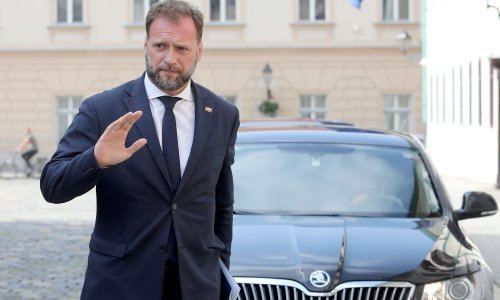 Banožić oštro o Milanoviću: Lobiranje i navijanje za jednu ponudu je nekorektno