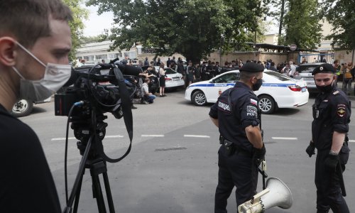 Sve više napada na novinare na prosvjedima diljem svijeta