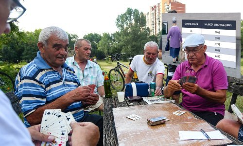 Provjerili smo tko sve prima najnižu mirovinu i koliko umirovljenika živi ispod granice siromaštva