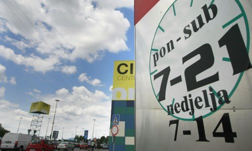 Mogu li i hoće li trgovci tužiti državu nakon odluke Ustavnog suda o zabrani rada nedjeljom?