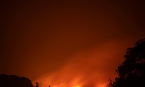 Požari gutaju najveće tropsko vlažno područje na svijetu; proglašeno izvanredno stanje