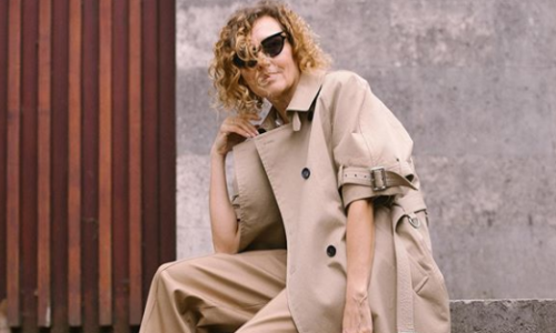 Ne postoje komadi koje žene starije od 50 godina ne bi trebale nositi, a chic influencerica najbolji je dokaz