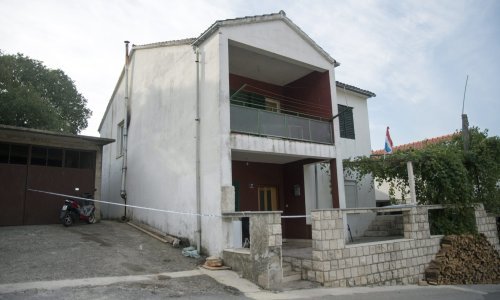 Tragedija kraj Neretve: 29-godišnjak ubijen u obiteljskoj kući, dva muškarca uhićena