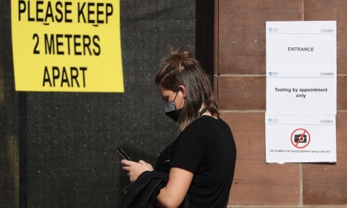 Island zatvara kafiće, teretane i mjesta za zabavu