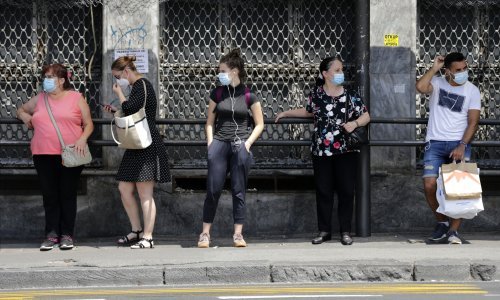 U Srbiji peti dan zaredom više od 200 novozaraženih