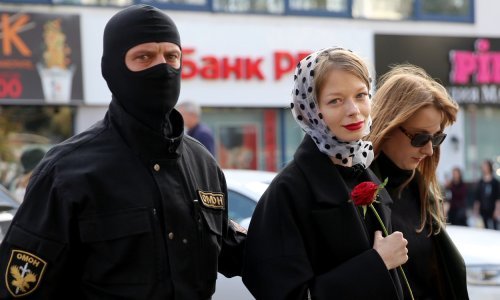 [FOTO] U Bjelorusiji novi prosvjedi: Ulice Minska okupirale žene, ali policija nije imala milosti