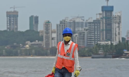 Urušila se zgrada u Mumbaiju, najmanje osmero mrtvih