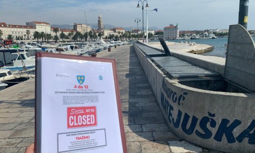 Dalmatinski ugostitelji u četvrtak zatvaraju lokale na 60 minuta u akciji '4 do 12', traže niže poreze i obustavu naplate PDV-a