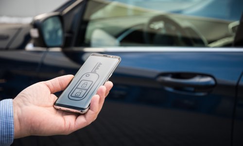 Cyber napadi na automobile: povezani automobili mogli bi postati popularna meta hakera