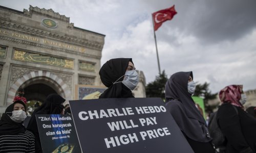 Uzbuna u Francuskoj zbog novih prijetnji tjedniku Charlie Hebdo
